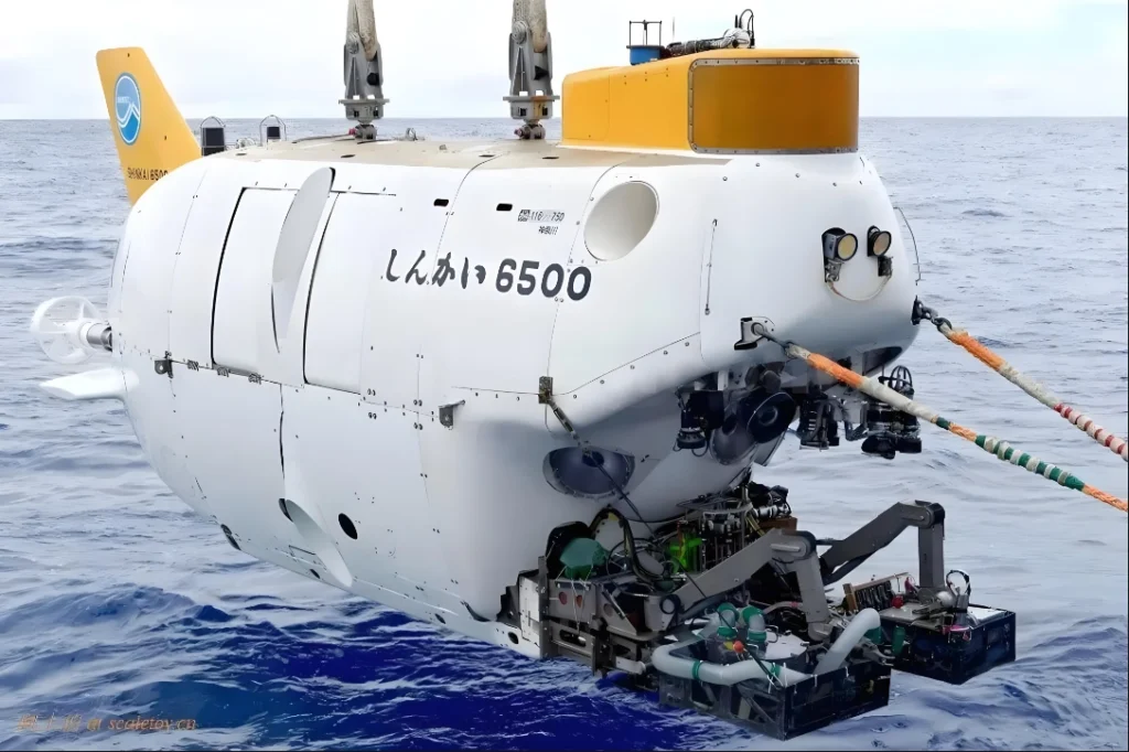 Deep-sea research submersible used for ocean exploration and marine engineering